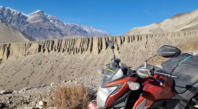 Mustang – Voyage moto solidaire au Népal